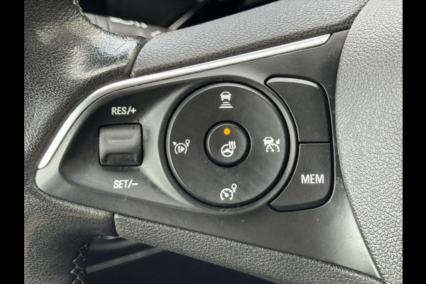 Opel Mokka 1.2 Turbo Business Elegance Adaptive cruise Climate control Stoel- en stuurverwarming Apple / Android parkeersensoren