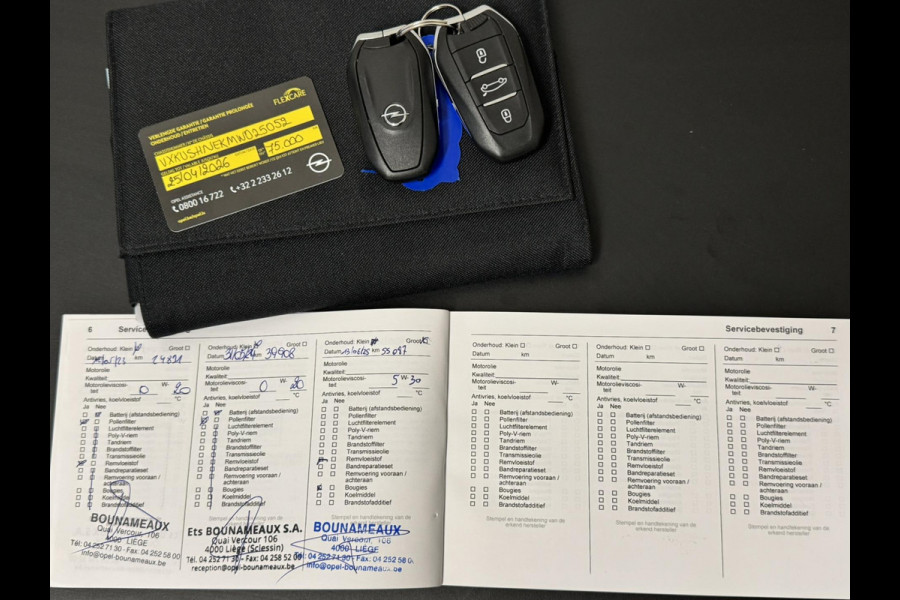 Opel Mokka 1.2 Turbo Business Elegance Adaptive cruise Climate control Stoel- en stuurverwarming Apple / Android parkeersensoren