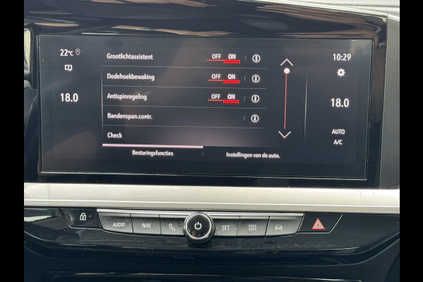 Opel Mokka 1.2 Turbo Business Elegance Adaptive cruise Climate control Stoel- en stuurverwarming Apple / Android parkeersensoren
