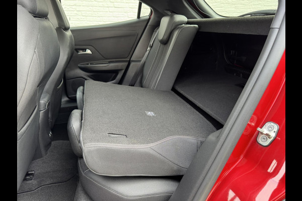 Opel Mokka 1.2 Turbo Business Elegance Adaptive cruise Climate control Stoel- en stuurverwarming Apple / Android parkeersensoren