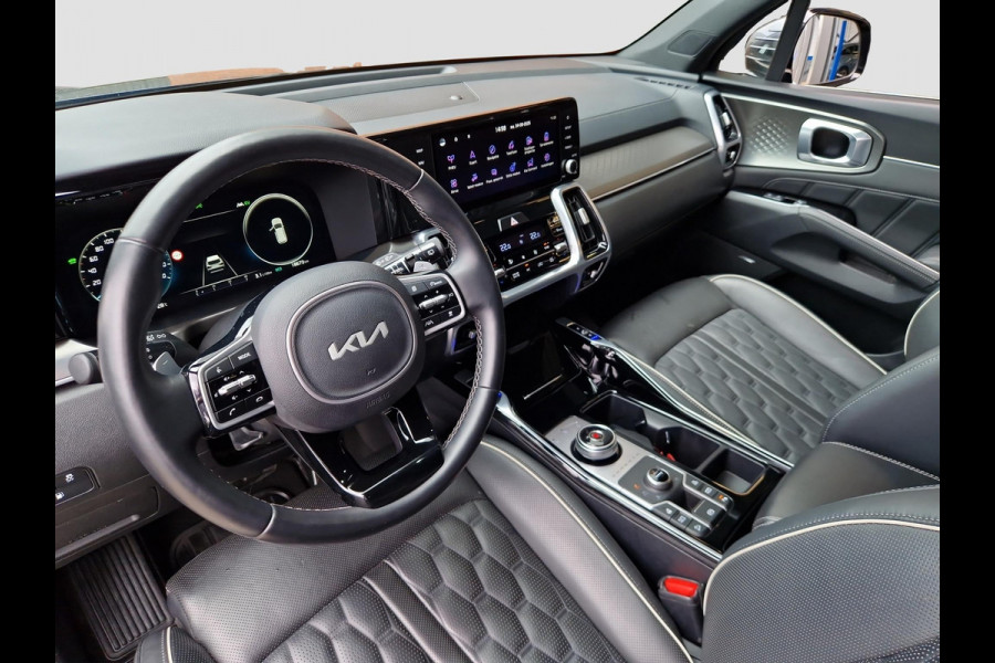 Kia Sorento 1.6 T-GDI Plug-in Hybrid 4WD ExecutiveLine 7p. | BOSE | Stoelverkoeling | HUD| Dodehoekcamera | Napa Leder | 360 graden Camera |