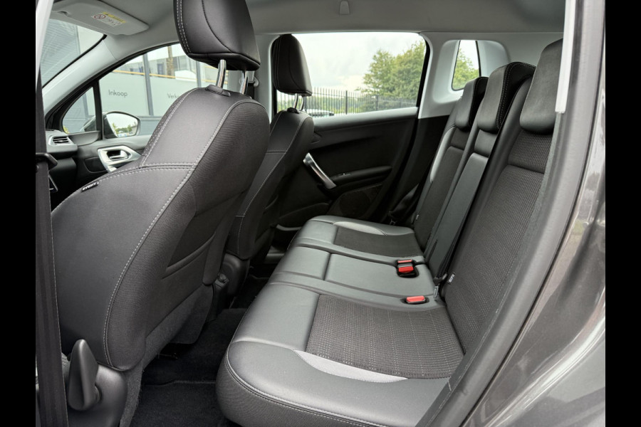 Peugeot 2008 1.2 PureTech Allure 2e Eigenaar,Navi,Aaple Carplay,Clima,Cruise,Trekhaak,APK tot 04-2026