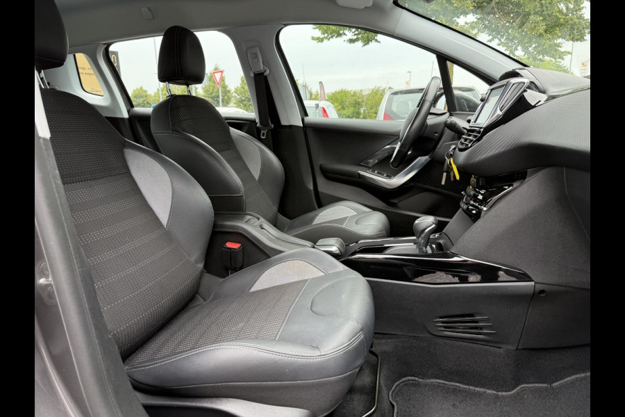 Peugeot 2008 1.2 PureTech Allure 2e Eigenaar,Navi,Aaple Carplay,Clima,Cruise,Trekhaak,APK tot 04-2026