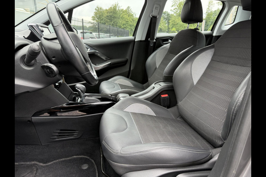 Peugeot 2008 1.2 PureTech Allure 2e Eigenaar,Navi,Aaple Carplay,Clima,Cruise,Trekhaak,APK tot 04-2026