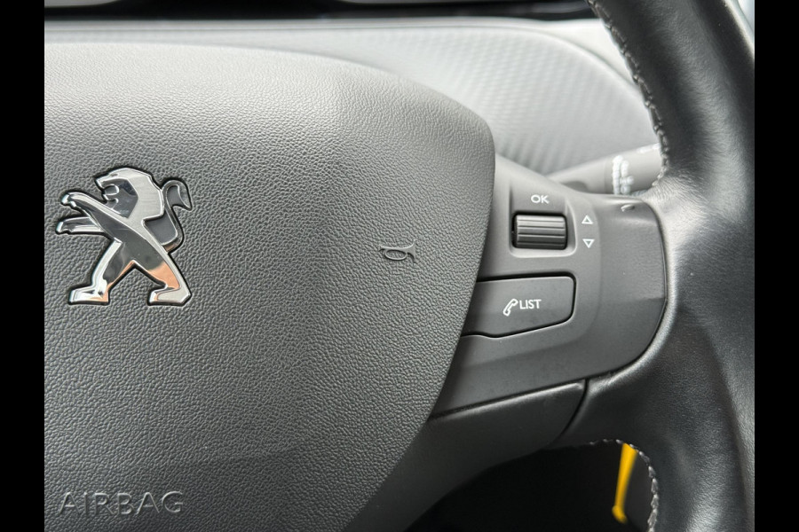 Peugeot 2008 1.2 PureTech Allure 2e Eigenaar,Navi,Aaple Carplay,Clima,Cruise,Trekhaak,APK tot 04-2026