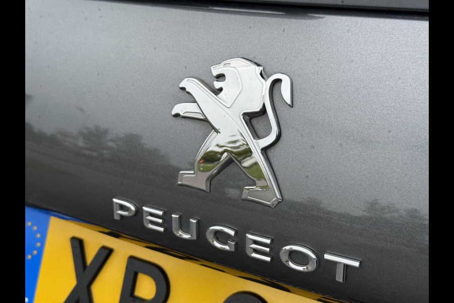 Peugeot 2008 1.2 PureTech Allure 2e Eigenaar,Navi,Aaple Carplay,Clima,Cruise,Trekhaak,APK tot 04-2026