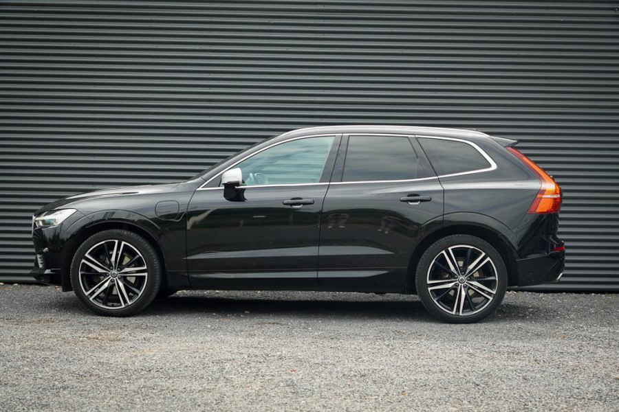Volvo XC60 2.0 T8 Twin Engine AWD R-Design / Pano / Trekhaak / BowersWilkins / 21'' / Intellisafe