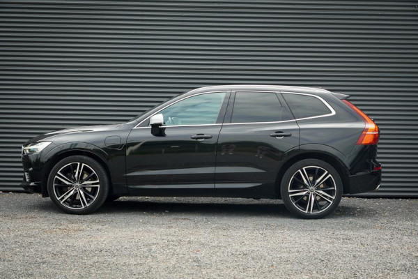 Volvo XC60 2.0 T8 Twin Engine AWD R-Design / Pano / Trekhaak / BowersWilkins / 21'' / Intellisafe