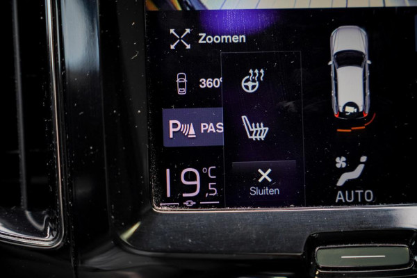 Volvo XC60 2.0 T8 Twin Engine AWD R-Design / Pano / Trekhaak / BowersWilkins / 21'' / Intellisafe