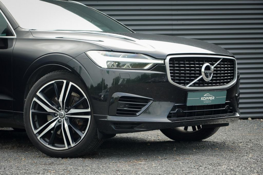 Volvo XC60 2.0 T8 Twin Engine AWD R-Design / Pano / Trekhaak / BowersWilkins / 21'' / Intellisafe