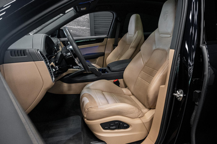 Porsche Cayenne Coupé 3.0 E-Hybrid Platinum Edition *Sport-Design / Porsche-Approved / BOSE / Panorama / Stoelventilatie / Soft-Close / 18-Wegs / PASM*