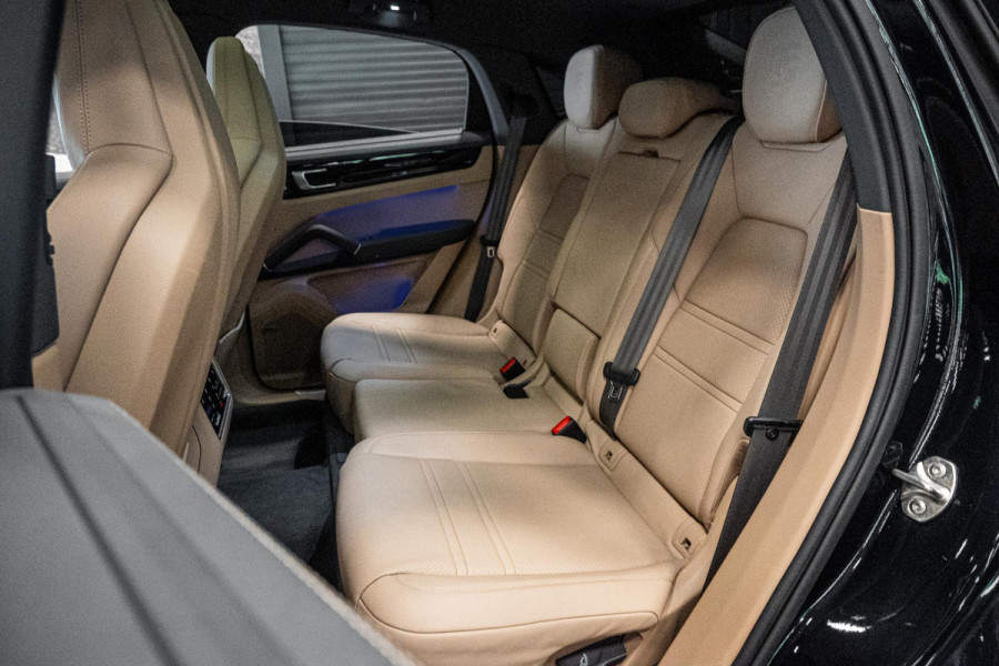 Porsche Cayenne Coupé 3.0 E-Hybrid Platinum Edition *Sport-Design / Porsche-Approved / BOSE / Panorama / Stoelventilatie / Soft-Close / 18-Wegs / PASM*