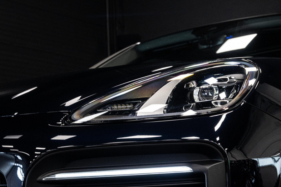 Porsche Cayenne Coupé 3.0 E-Hybrid Platinum Edition *Sport-Design / Porsche-Approved / BOSE / Panorama / Stoelventilatie / Soft-Close / 18-Wegs / PASM*