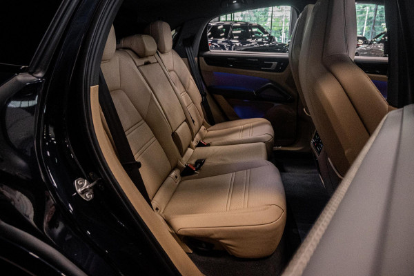 Porsche Cayenne Coupé 3.0 E-Hybrid Platinum Edition *Sport-Design / Porsche-Approved / BOSE / Panorama / Stoelventilatie / Soft-Close / 18-Wegs / PASM*
