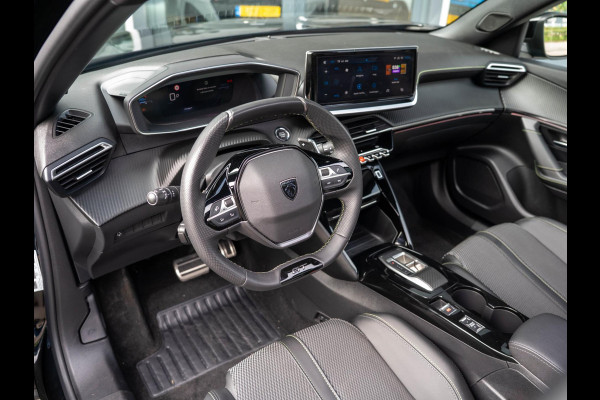 Peugeot 2008 1.2 Hybrid 136 GT / Pano / CarPlay / Adaptive cruise / Keyless / 360
