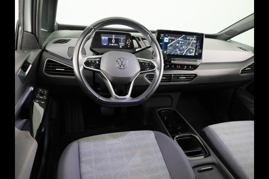 Volkswagen ID.3 Pure 45 kWh 150PK | Navigatie | Parkeersensoren | Led koplampen