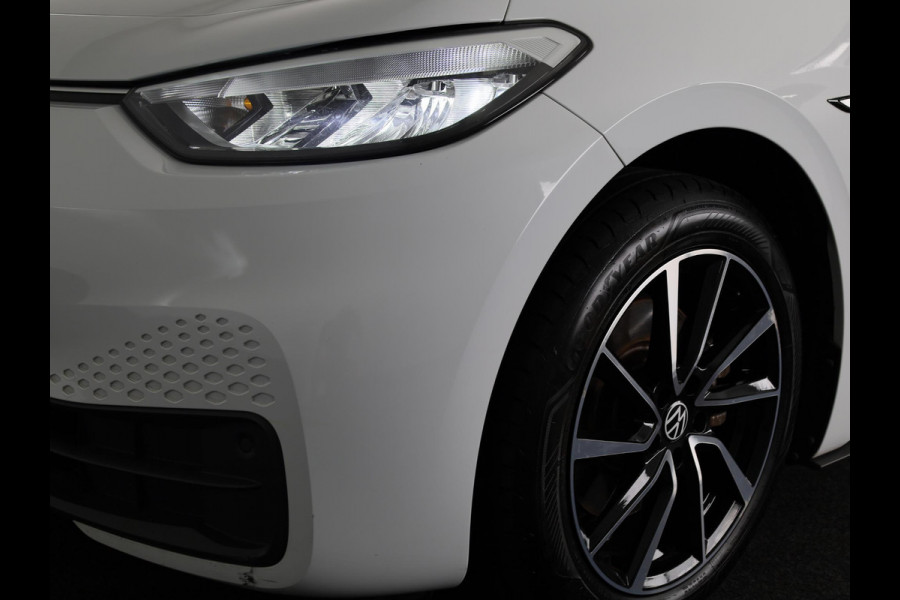 Volkswagen ID.3 Pure 45 kWh 150PK | Navigatie | Parkeersensoren | Led koplampen