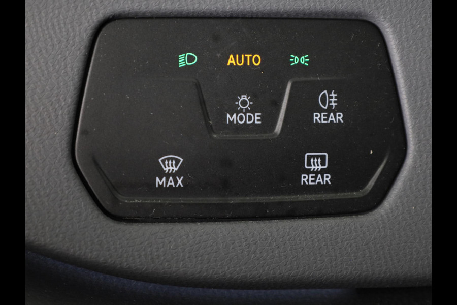 Volkswagen ID.3 Pure 45 kWh 150PK | Navigatie | Parkeersensoren | Led koplampen