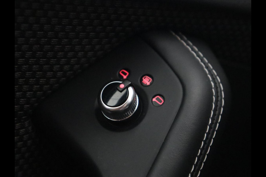 Audi A6 1.8 TFSI S Line | Stoelverwarming | Sportstoelen | Full LED | Navigatie | Parkeerhulp | Climate control | Cruise control