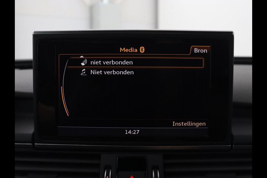 Audi A6 1.8 TFSI S Line | Stoelverwarming | Sportstoelen | Full LED | Navigatie | Parkeerhulp | Climate control | Cruise control