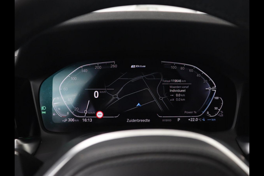 BMW 3-serie 320e M Sport | Head-Up | LaserLight | Stoelverwarming | Adaptive cruise | Sfeerverlichting | Carplay | Sportstoelen
