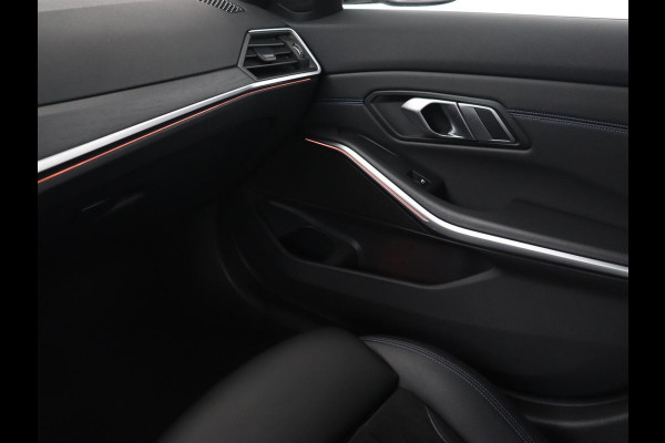 BMW 3-serie 320e M Sport | Head-Up | LaserLight | Stoelverwarming | Adaptive cruise | Sfeerverlichting | Carplay | Sportstoelen