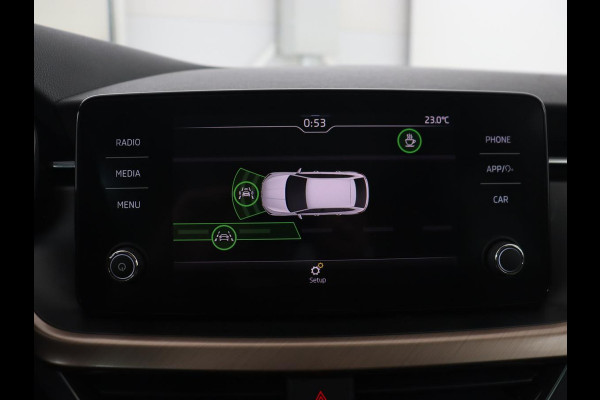 Škoda SCALA 1.0 TSI First Edition | Panoramadak | Stoelverwarming | Carplay | Full LED | Climate control | Keyless | Parkeerhulp