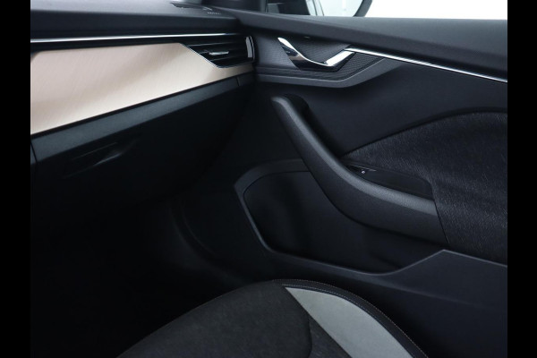 Škoda SCALA 1.0 TSI First Edition | Panoramadak | Stoelverwarming | Carplay | Full LED | Climate control | Keyless | Parkeerhulp