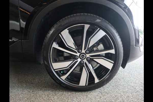Volvo XC40 Recharge P8 AWD R-Design / SOH 92%