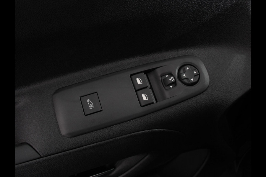Opel Combo 1.5 BlueHDi 130 S&S L2 Automaat | Apple Carplay / Android Auto | Navigatie | Trekhaak | Airco | Camera | Cruise Control | Parkeersensoren V+A | DAB