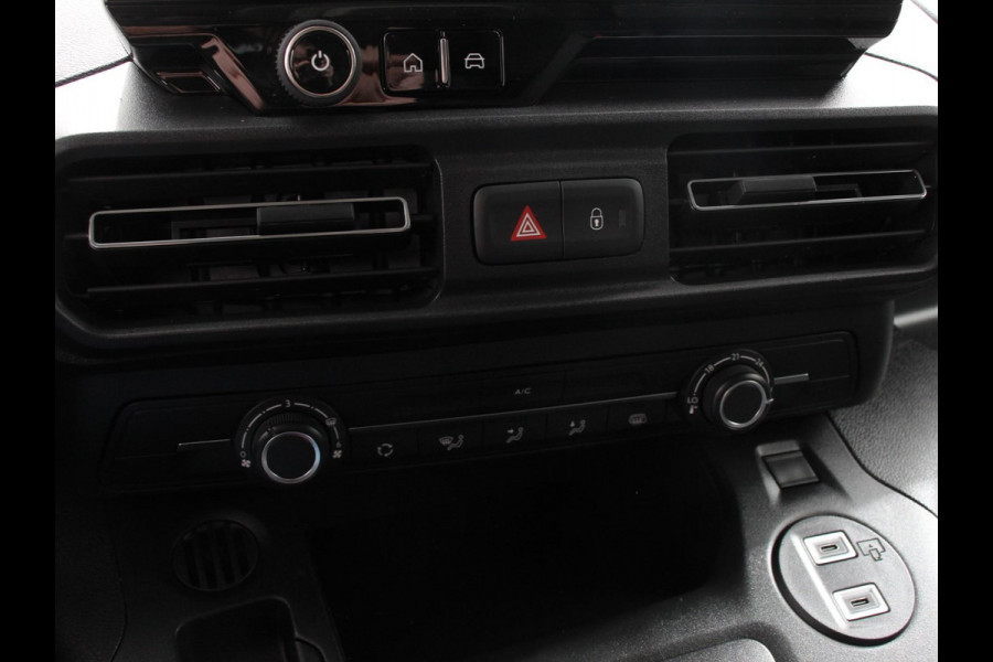 Opel Combo 1.5 BlueHDi 130 S&S L2 Automaat | Apple Carplay / Android Auto | Navigatie | Trekhaak | Airco | Camera | Cruise Control | Parkeersensoren V+A | DAB
