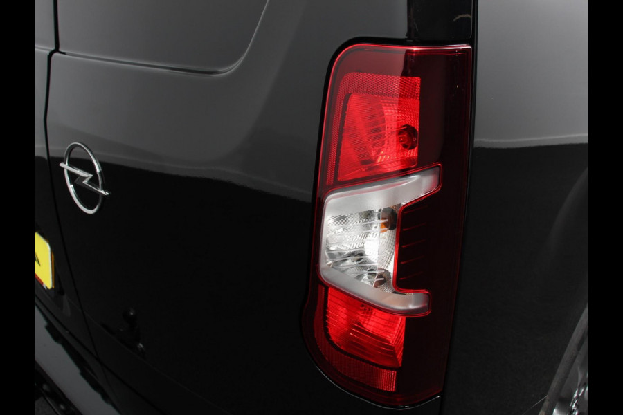 Opel Combo 1.5 BlueHDi 130 S&S L2 Automaat | Apple Carplay / Android Auto | Navigatie | Trekhaak | Airco | Camera | Cruise Control | Parkeersensoren V+A | DAB