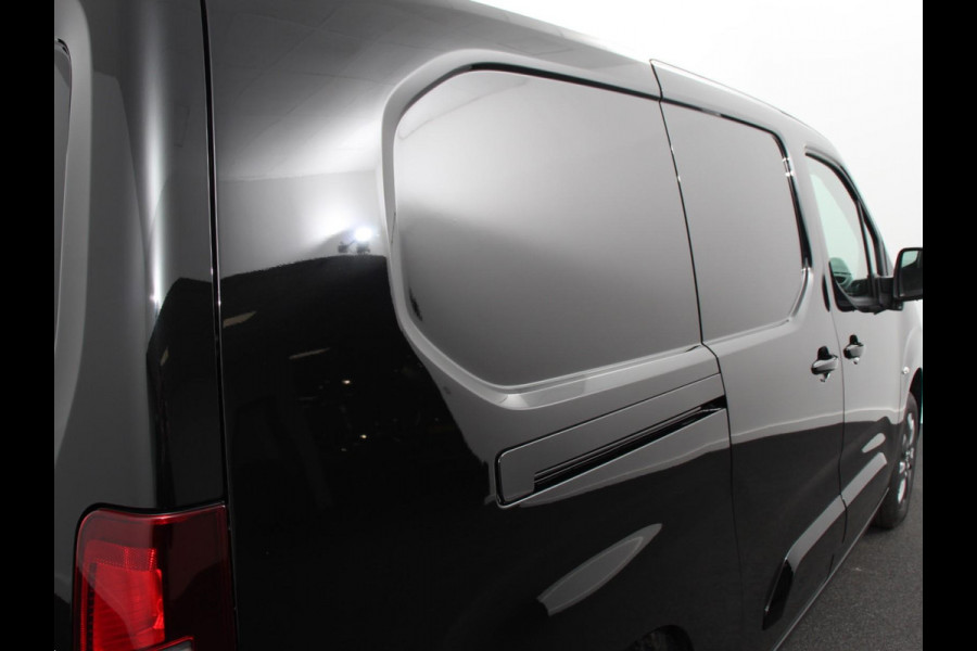 Opel Combo 1.5 BlueHDi 130 S&S L2 Automaat | Apple Carplay / Android Auto | Navigatie | Trekhaak | Airco | Camera | Cruise Control | Parkeersensoren V+A | DAB