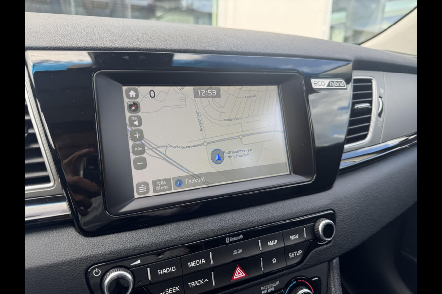 Kia Niro 1.6 GDi Hybrid DynamicLine | Trekhaak | Navigatie | Achteruitrijcamera |