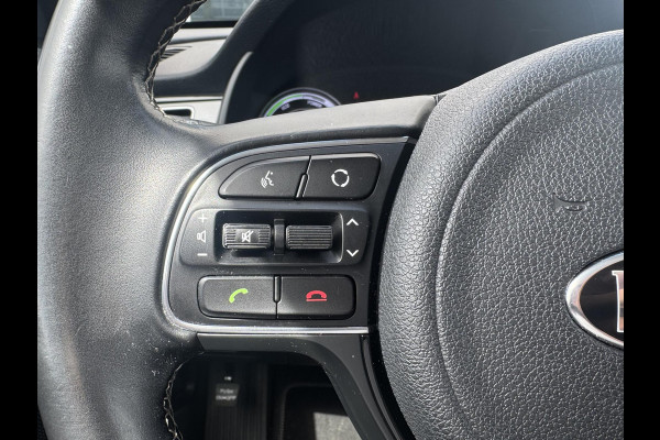 Kia Niro 1.6 GDi Hybrid DynamicLine | Trekhaak | Navigatie | Achteruitrijcamera |
