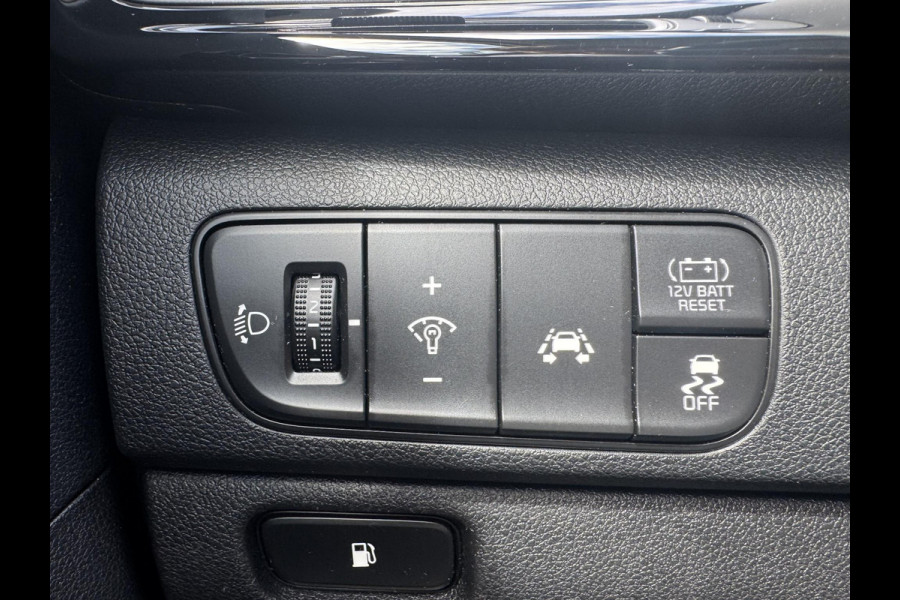 Kia Niro 1.6 GDi Hybrid DynamicLine | Trekhaak | Navigatie | Achteruitrijcamera |