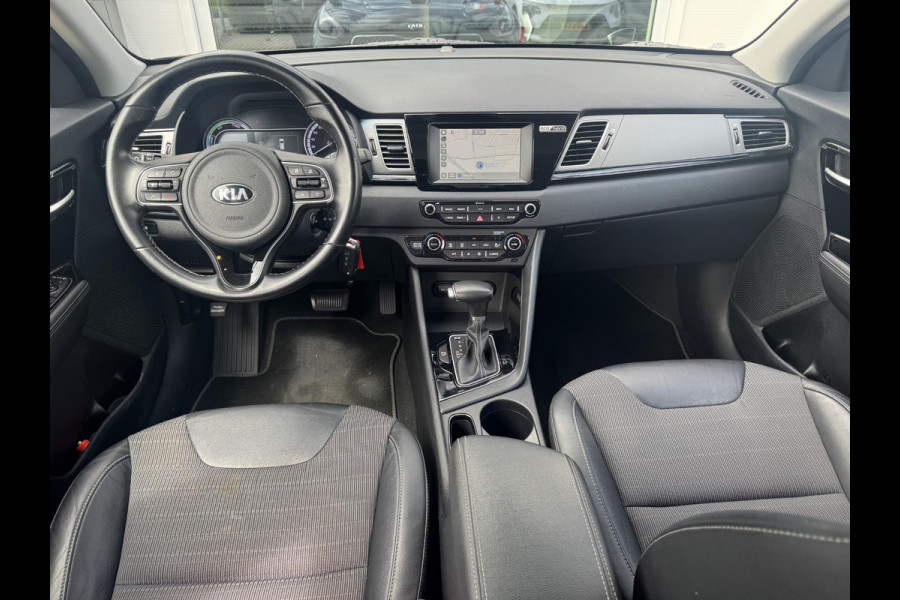 Kia Niro 1.6 GDi Hybrid DynamicLine | Trekhaak | Navigatie | Achteruitrijcamera |