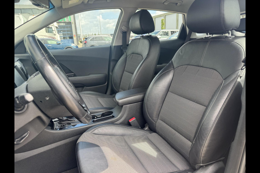 Kia Niro 1.6 GDi Hybrid DynamicLine | Trekhaak | Navigatie | Achteruitrijcamera |