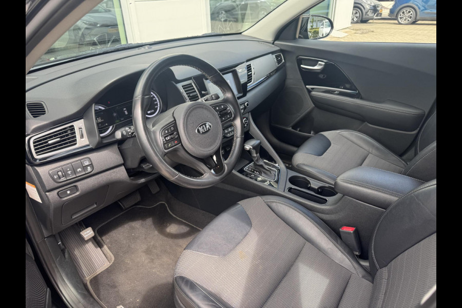 Kia Niro 1.6 GDi Hybrid DynamicLine | Trekhaak | Navigatie | Achteruitrijcamera |