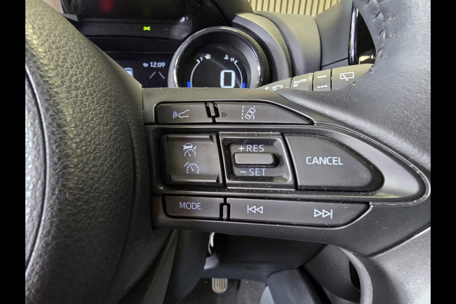 Mazda 2 Hybrid 1.5 ADAPTIEVE CRUISE CONTROL KEYLESS STUURVERWARMING CAMERA PARKEERSENSOREN DODEHOEKBEWAKING