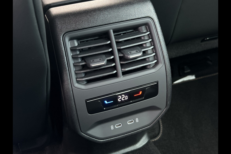 CUPRA Leon Sportstourer 1.4 e-Hybrid VZ Adrenaline | Beats Audio | LED | Camera | 19 inch