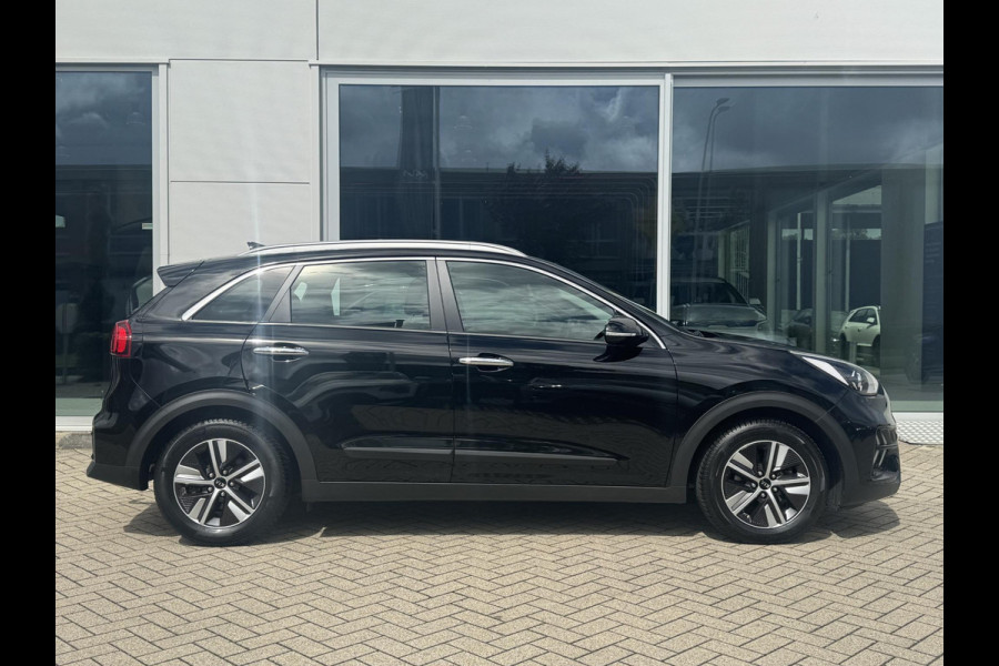 Kia Niro 1.6 GDi Hybrid DynamicLine | Trekhaak | Navigatie | Achteruitrijcamera |