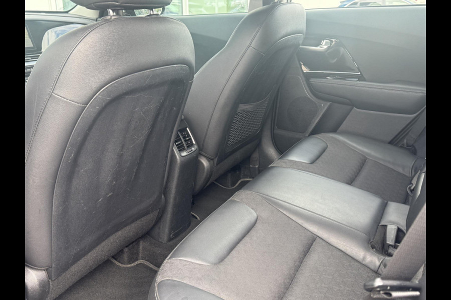Kia Niro 1.6 GDi Hybrid DynamicLine | Trekhaak | Navigatie | Achteruitrijcamera |