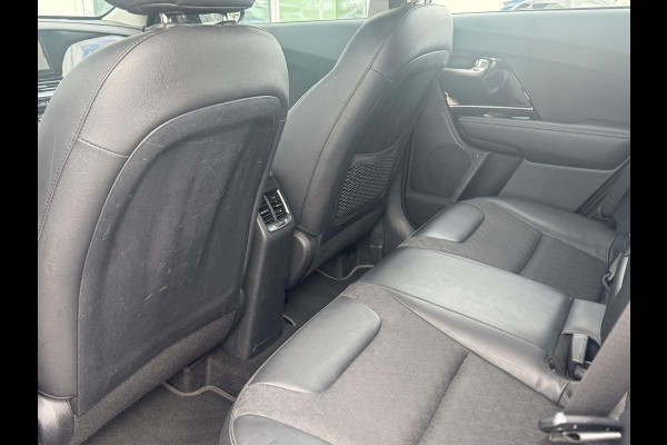 Kia Niro 1.6 GDi Hybrid DynamicLine | Trekhaak | Navigatie | Achteruitrijcamera |