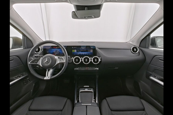 Mercedes-Benz GLA 250 e Face Lift Plug-In Hybride | Progressive Line Advanced | Burmester® | Dodehoek Assist | Memory Voorstoelen | Stuur en Stoelverwarming | Ledkoplampen | Inclusief 24 maanden MB Certified garantie voor Europa.