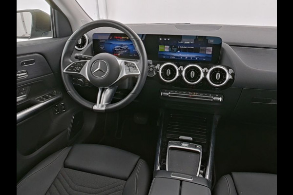 Mercedes-Benz GLA 250 e Face Lift Plug-In Hybride | Progressive Line Advanced | Burmester® | Dodehoek Assist | Memory Voorstoelen | Stuur en Stoelverwarming | Ledkoplampen | Inclusief 24 maanden MB Certified garantie voor Europa.
