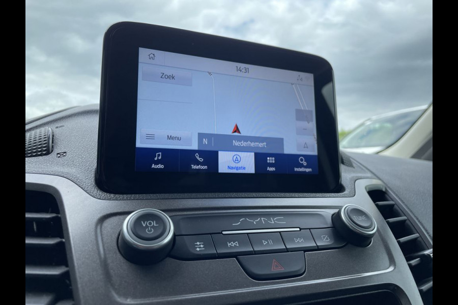 Ford Transit Connect 1.5 E6 120pk Automaat Limited 3-zits BPM Vrij! Lease €296 p/m, Airco Climatronic, Parkeersensoren, Navigatie + Camera, Led koplampen, Trekhaak.