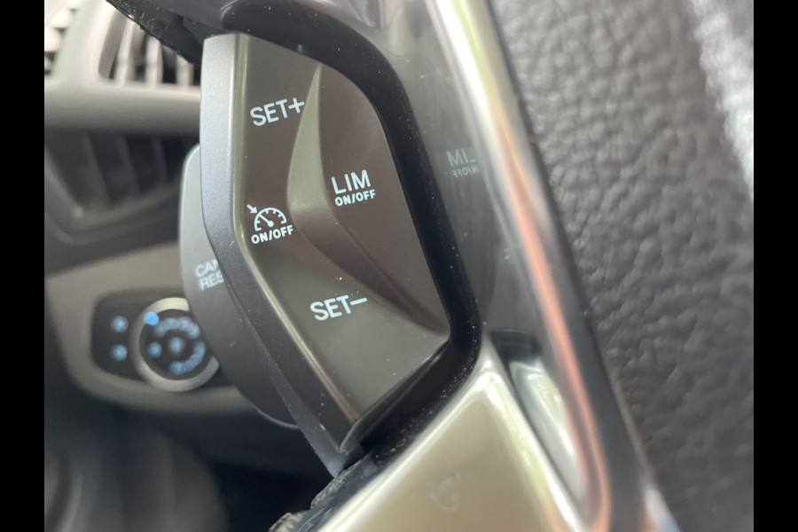 Ford Transit Connect 1.5 E6 120pk Automaat Limited 3-zits BPM Vrij! Lease €296 p/m, Airco Climatronic, Parkeersensoren, Navigatie + Camera, Led koplampen, Trekhaak.