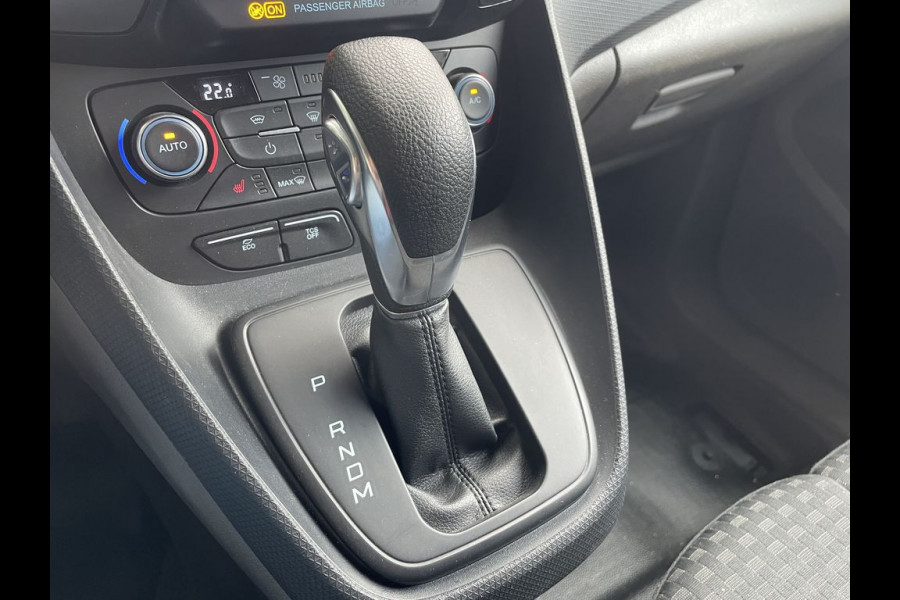 Ford Transit Connect 1.5 E6 120pk Automaat Limited 3-zits BPM Vrij! Lease €296 p/m, Airco Climatronic, Parkeersensoren, Navigatie + Camera, Led koplampen, Trekhaak.