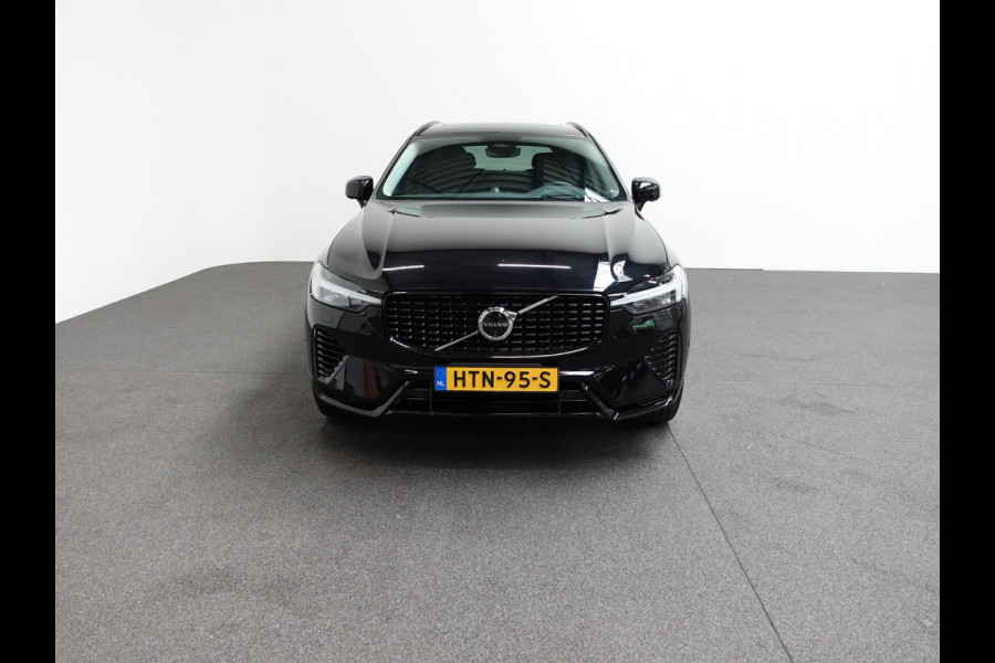 Volvo XC60 2.0 T6 398pk Plug-in hybrid AWD Ultimate Dark | DEMO ! | Bowers &Wilkins Premium Sound system | Navigatie Google | Panorama dak | Camera | Extra Getint glas | Stoelen met massage functie